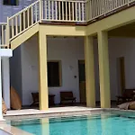 Pyrgos Village Mykonos 4* 아노 메라
