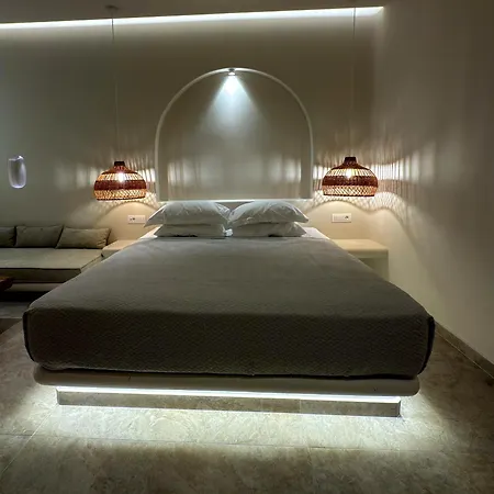 Pyrgos Village Mykonos 4* Ano Mera